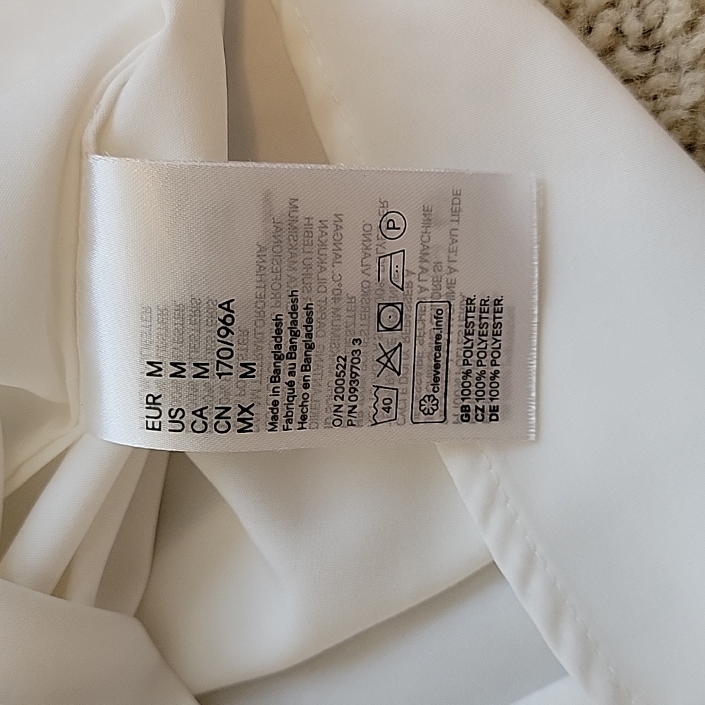 H&M Blouse - Picture 7 of 8
